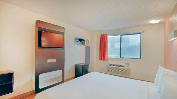 Motel 6-Los Angeles, CA - Los Angeles - LAX image 8